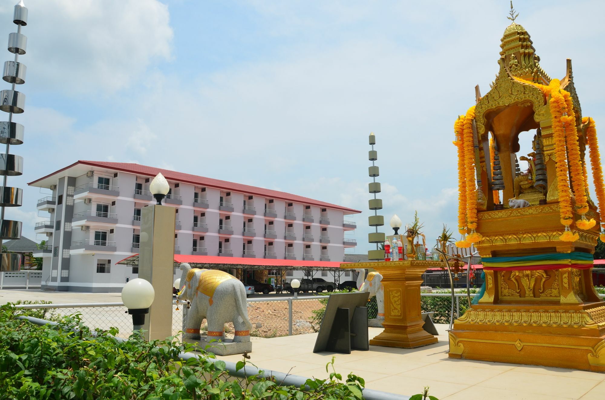 Volinta Park Apartment Rayong Zewnętrze zdjęcie